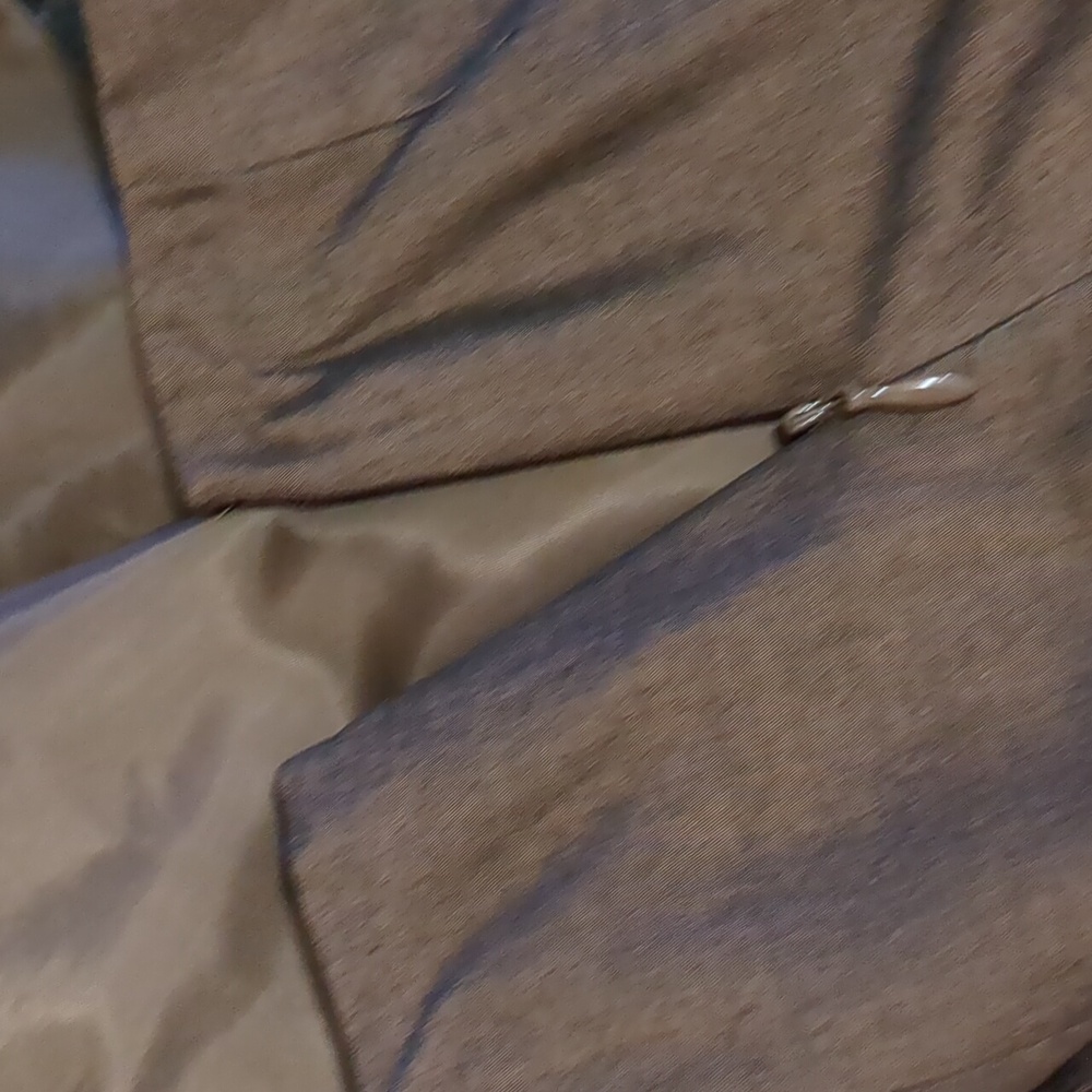 Classic Women's Brown Pencil Skirt - Tailored Professional Look - Picture 10 of 13